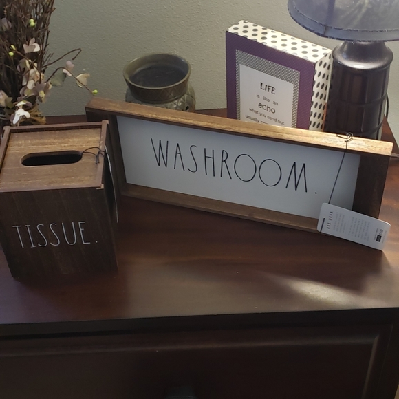 Rae Dunn bathroom set